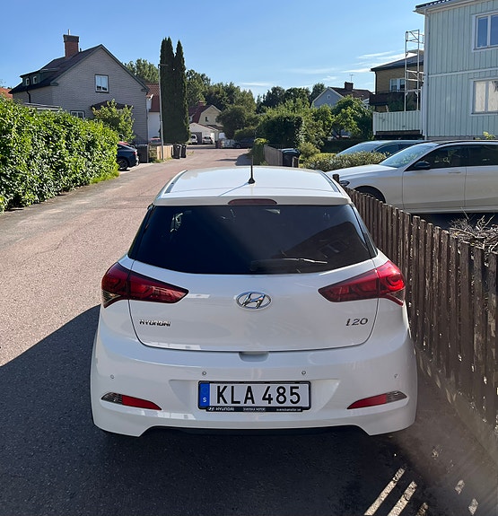 Hyundai i20 3 of 9