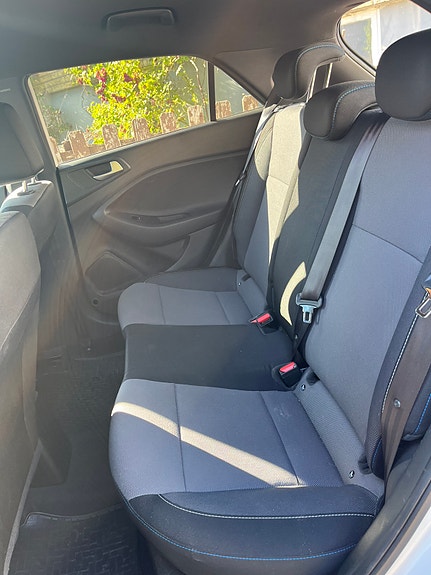 Hyundai i20 5 of 9