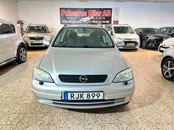 Opel Astra 2 of 5