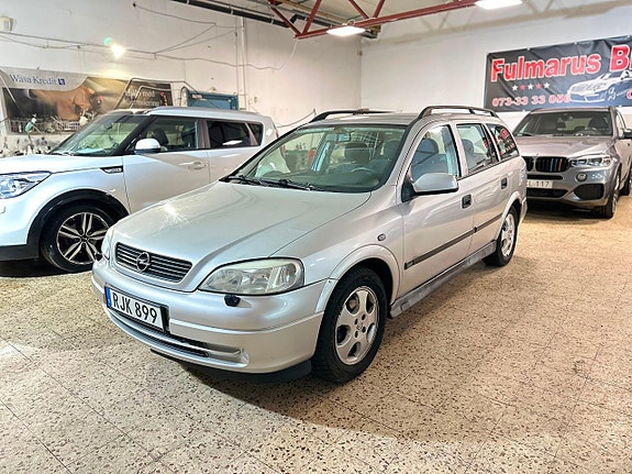 Opel Astra 3 of 5