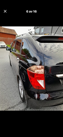 Honda FR-V 5 of 13