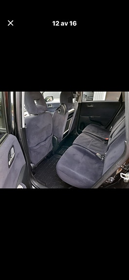 Honda FR-V 7 of 13