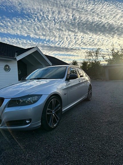 BMW 320d 5 of 5