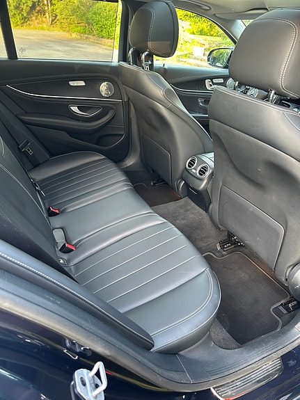 Mercedes-Benz E400 10 of 12