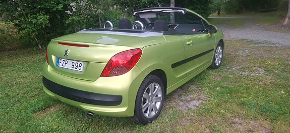 Peugeot 207 CC 18 of 22