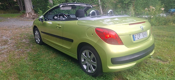 Peugeot 207 CC 19 of 22