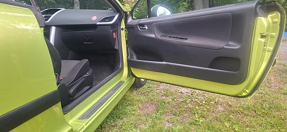 Peugeot 207 CC 8 of 22