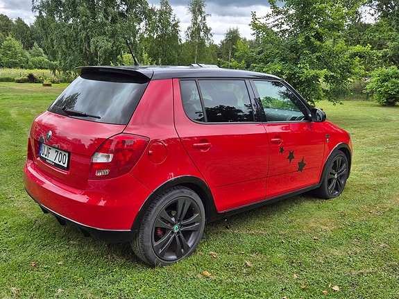 Skoda Fabia 2 of 12