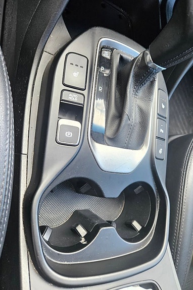 Hyundai Santa Fe 12 of 18