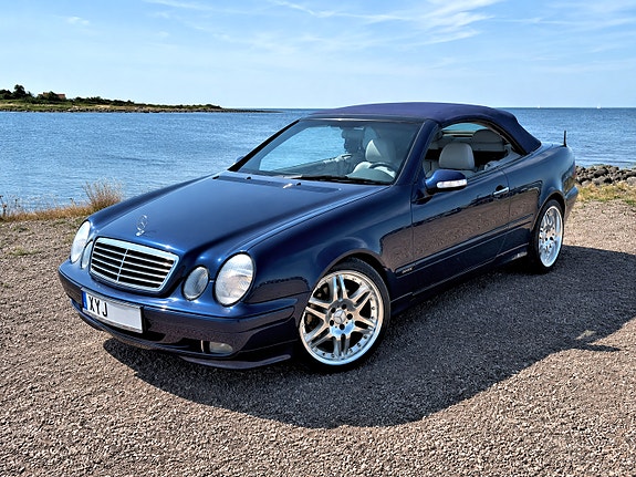 Mercedes-Benz CLK230 10 of 17