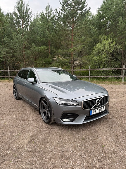 Volvo V90 4 of 5