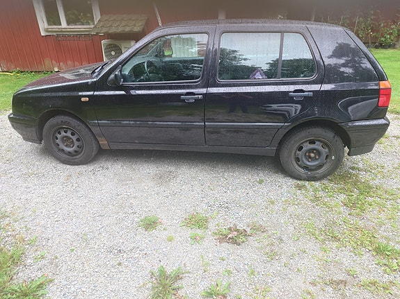 Volkswagen Golf III 4 of 5