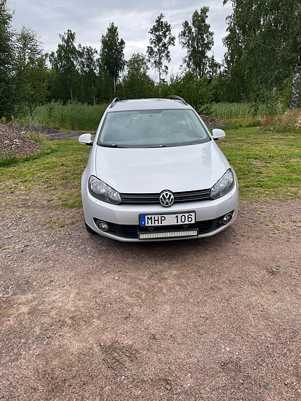 Volkswagen Golf VI 4 of 5