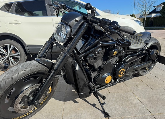 Harley-Davidson VRSCDX Night Rod Special 23 of 26