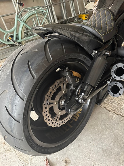 Harley-Davidson VRSCDX Night Rod Special 3 of 26