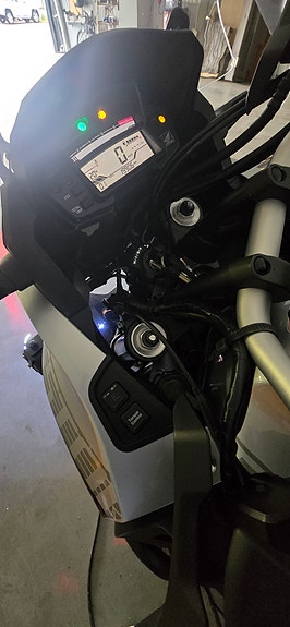 Honda VFR1200XD Crosstourer 4 of 9