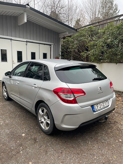 Citroen C4 2 of 4