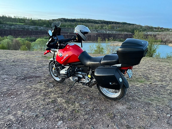 BMW R 1100 GS 2 of 5