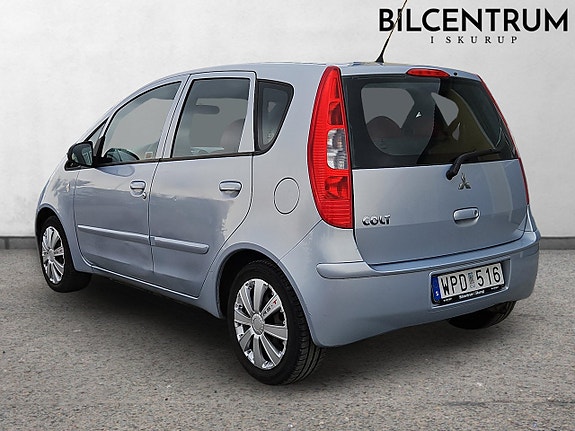Mitsubishi Colt 4 of 5