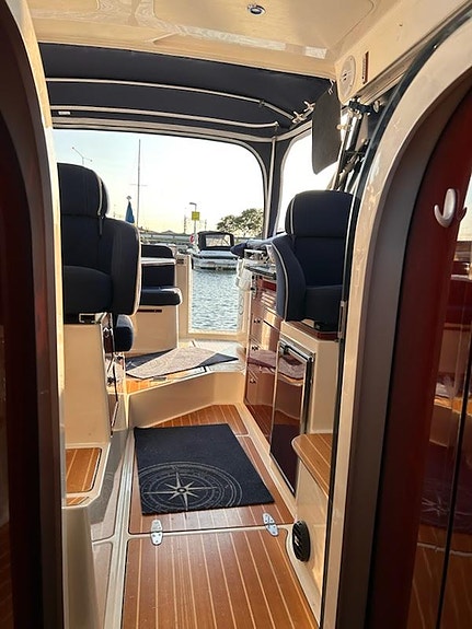 Aquador 28 HT 2 of 8