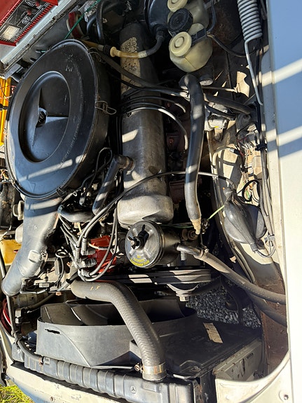 Mercedes-Benz 350 SL 10 of 10