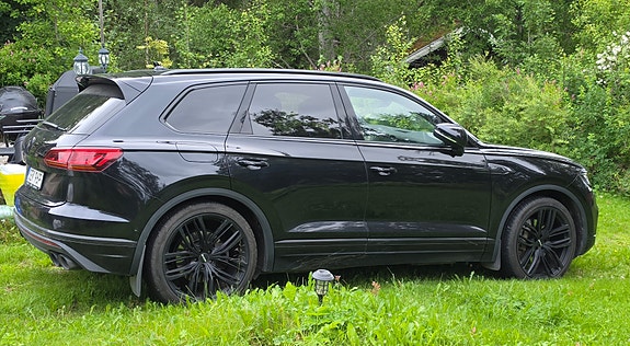 Volkswagen Touareg 4 of 5