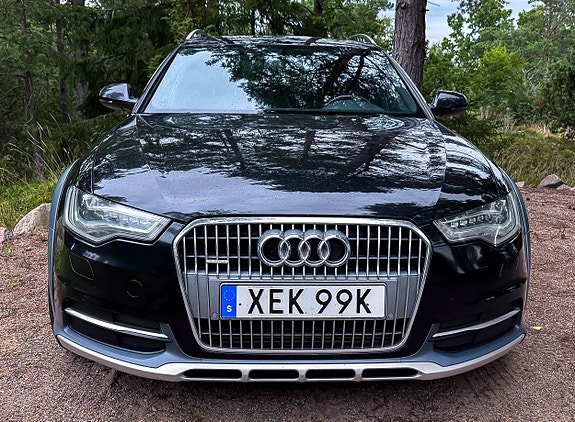 Audi A6 allroad 2 of 5