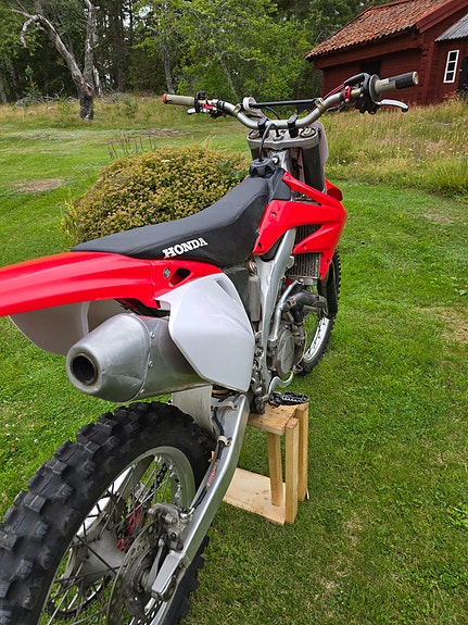 Honda CRF 450 3 of 3