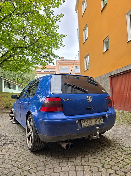 Volkswagen Golf IV 3 of 5