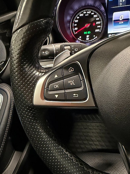 Mercedes-Benz C220 d 24 of 30