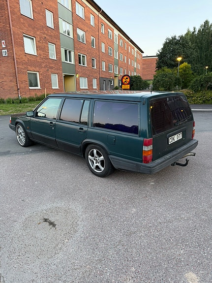 Volvo 940 3 of 5