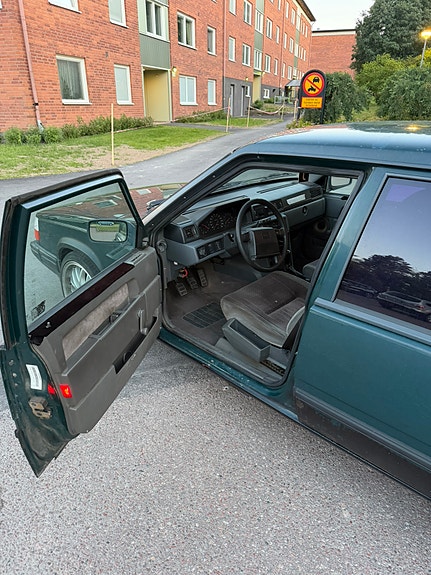 Volvo 940 4 of 5