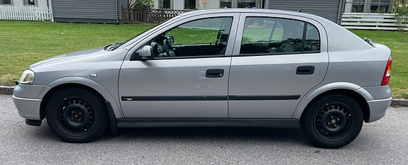 Opel Astra 3 of 5