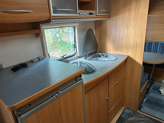 Adria 562 uk 8 of 8