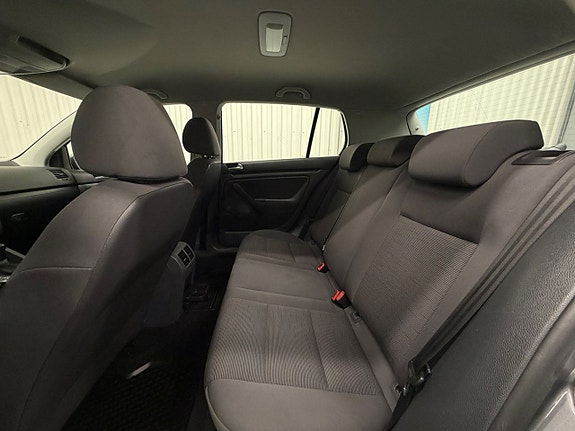 Volkswagen Golf V 17 of 20