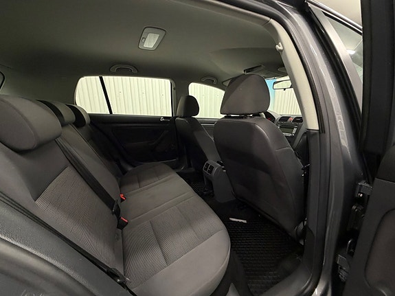 Volkswagen Golf V 18 of 20