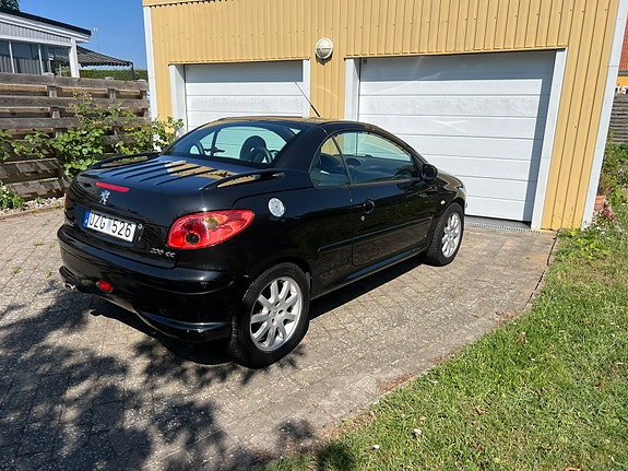 Peugeot 206 CC 3 of 5