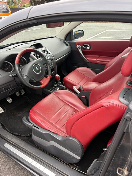 Renault Megane II 3 of 10