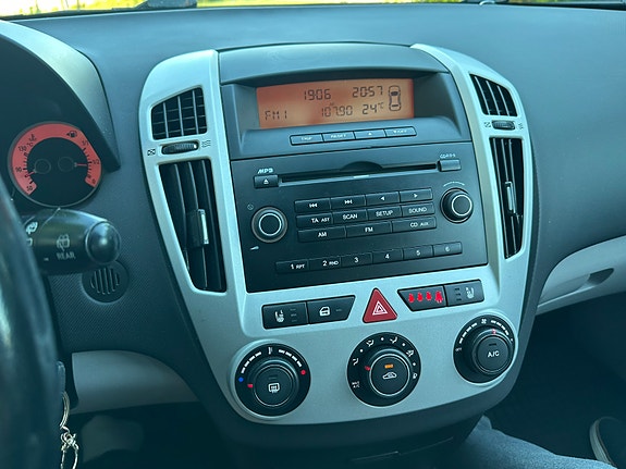 Kia Ceed 9 of 10