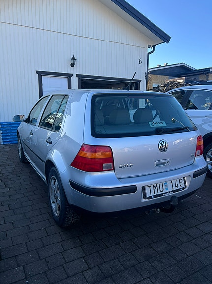 Volkswagen Golf IV 4 of 5