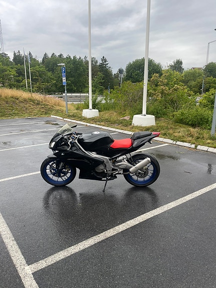 Aprilia RS125 7 of 8