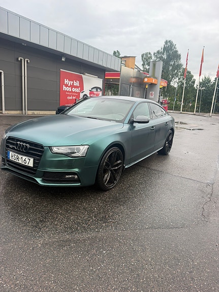 Audi A5 2 of 5