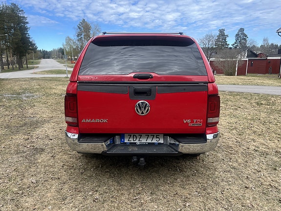 Volkswagen Amarok 2 of 5