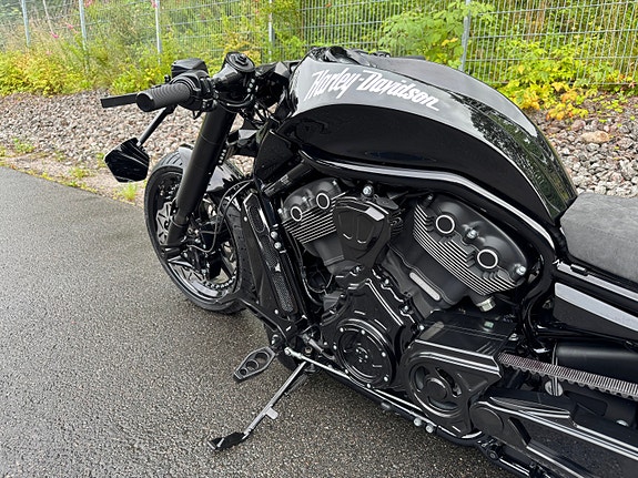 Harley-Davidson VRSCDX Night Rod FULL No Limit Custom 14 of 16