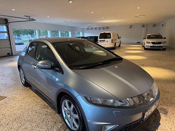 Honda Civic 2 of 5