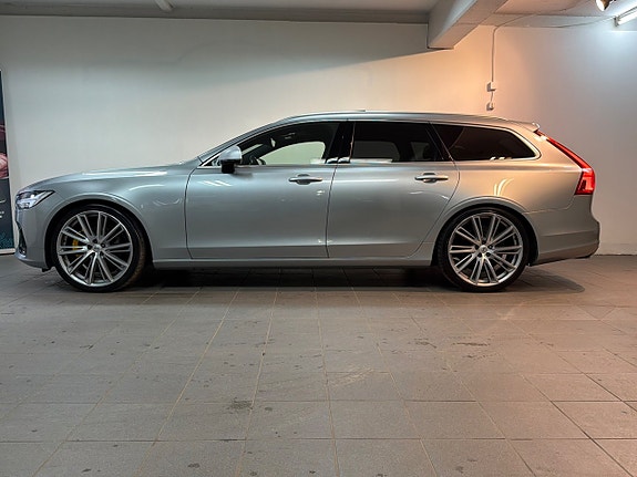 Volvo V90 4 of 5