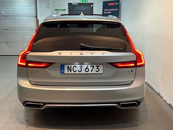 Volvo V90 3 of 5