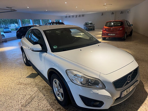 Volvo C30 2 of 5