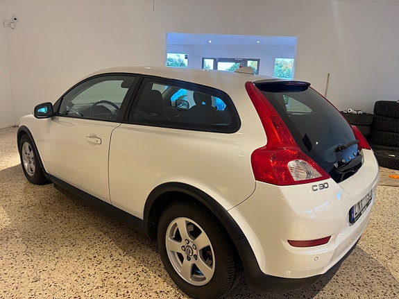 Volvo C30 4 of 5