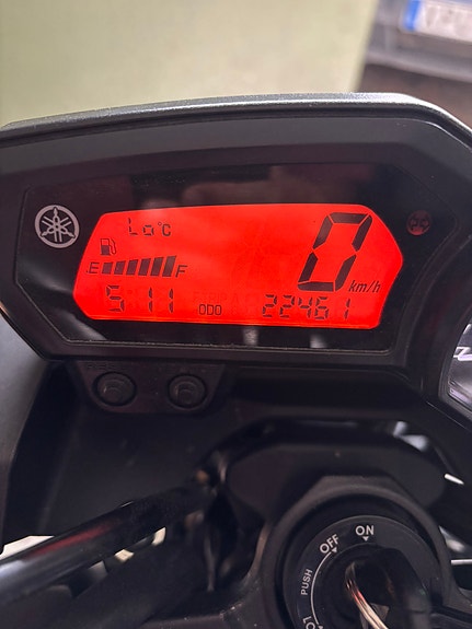 Yamaha XJ6 ABS 8 of 8